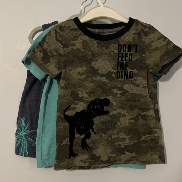 T-shirt - Picture 1 of 7